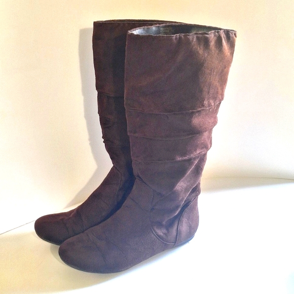 Rampage Shoes - Rampage Korrie Faux Suede Chocolate Brown Layered Mid Calf Boots Size 7M GUC